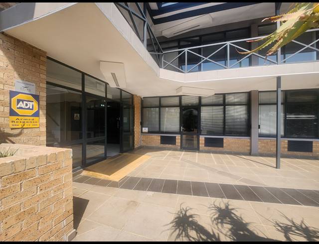 70M² OFFICE TO LET IN VORNA VALLEY